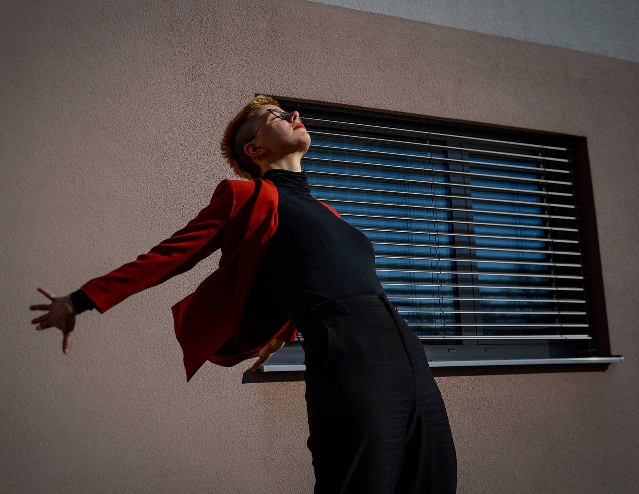 Fashion and Technology: The Role of AI in Personalized Shopping